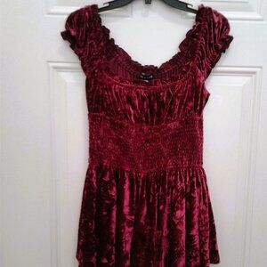 woman's- burgundy velvet dress- shorts- Size M, NEW
